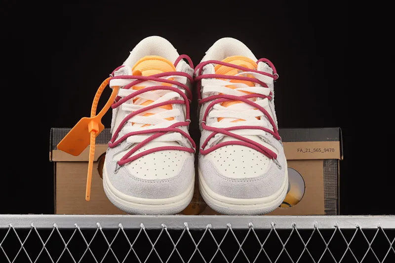 All Categories Nk SB Dunk Series Nk SB Dunk Low low-top sneakers OF x Nk Dunk Low "12 of 50" OW suede SB smashed backboard fashion casual sneakers DJ0950-114